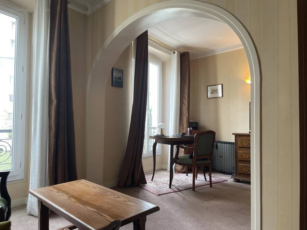 Appartement à PARIS-12E