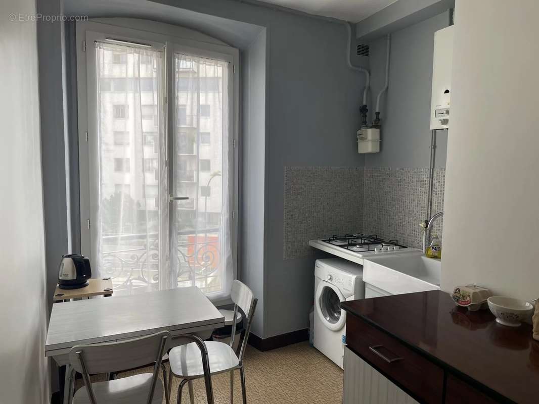 Appartement à PARIS-12E