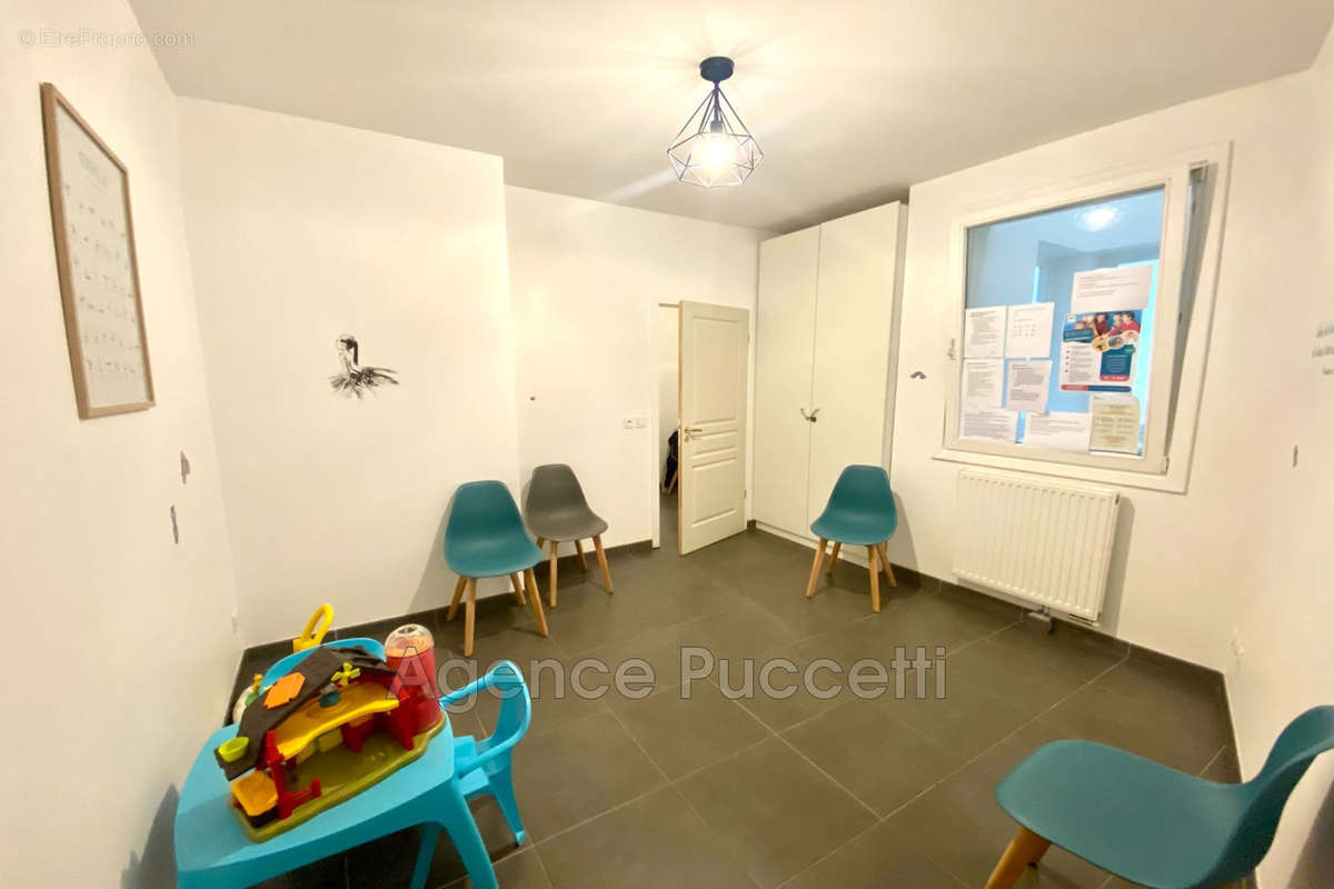 Appartement à VENCE