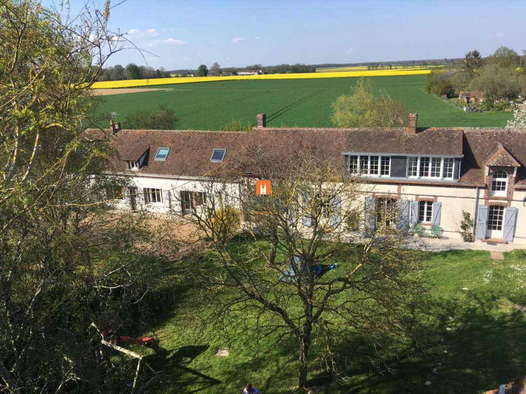 Maison à THIRON-GARDAIS