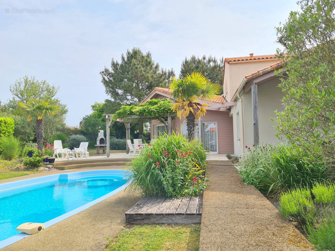 Maison à CHATEAU-D&#039;OLONNE