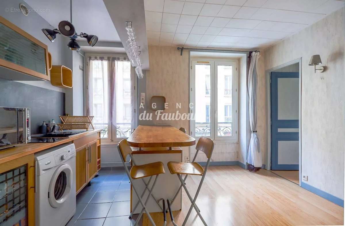 Appartement à PARIS-18E