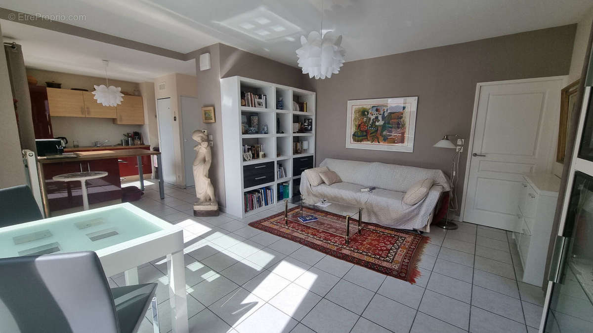 Appartement à PARAY-LE-MONIAL