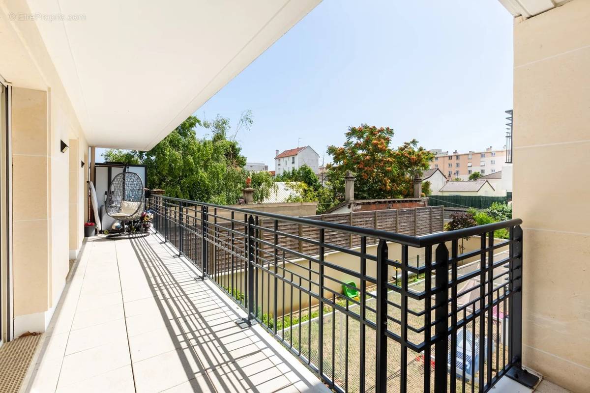 Appartement à MAISONS-ALFORT