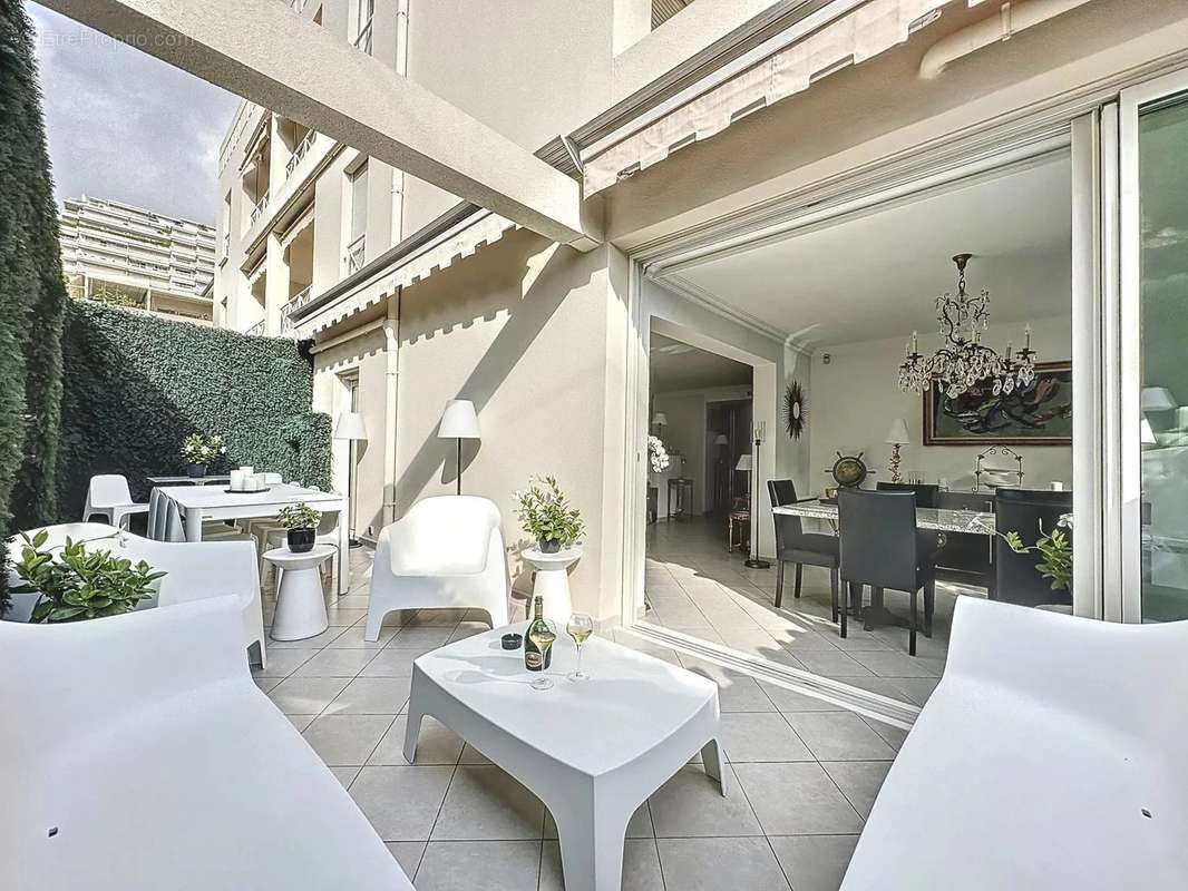 Appartement à CANNES