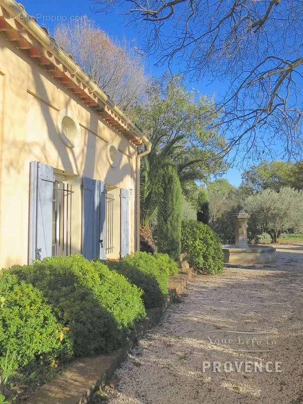 Maison à LE CANNET-DES-MAURES