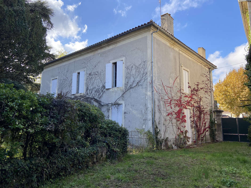 Maison à LAVARDAC