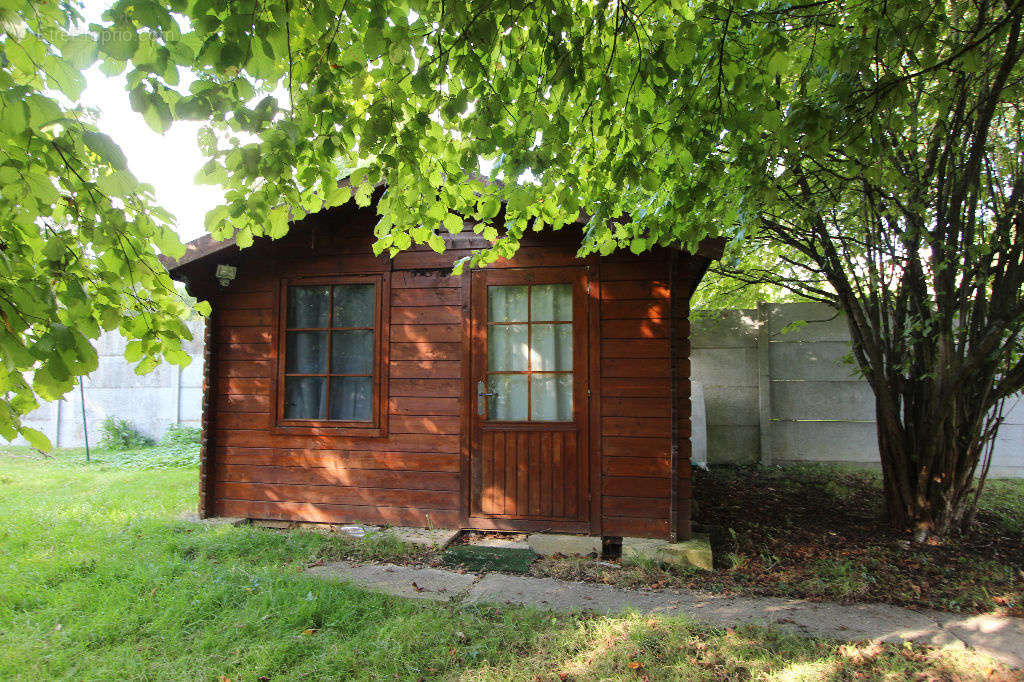 Maison à VARENNES-JARCY