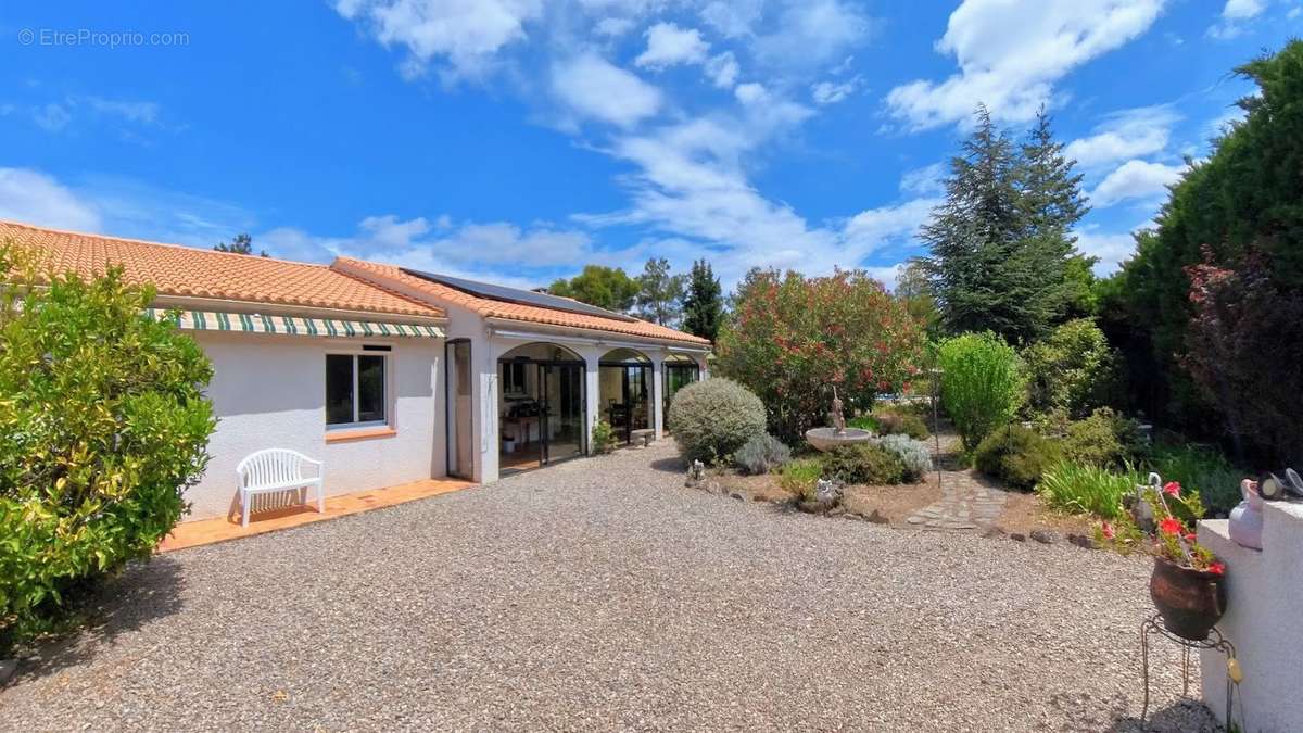 Maison à MONTBRUN-DES-CORBIERES