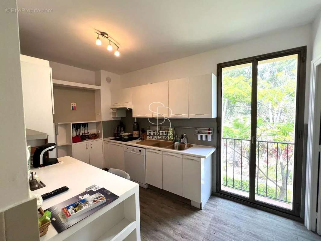 Appartement à VILLENEUVE-LOUBET