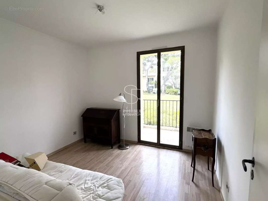 Appartement à VILLENEUVE-LOUBET