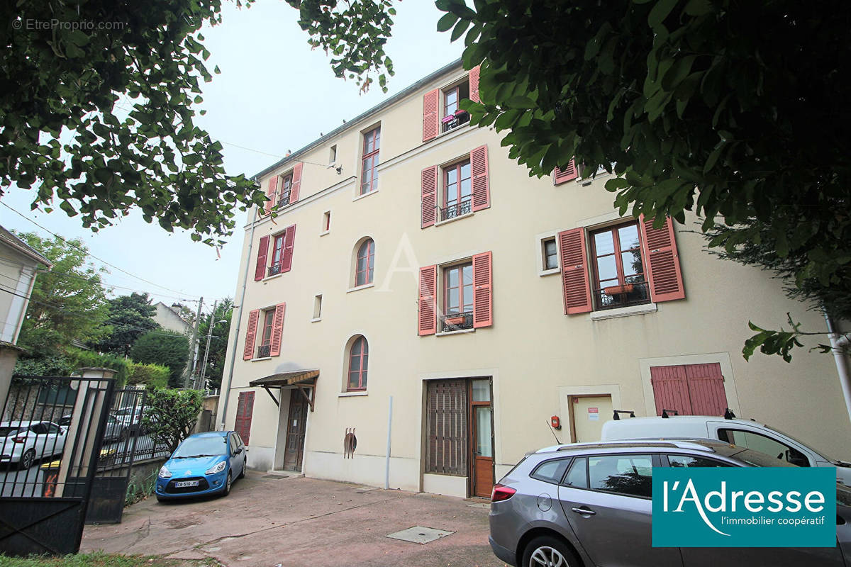 Appartement à SAVIGNY-SUR-ORGE