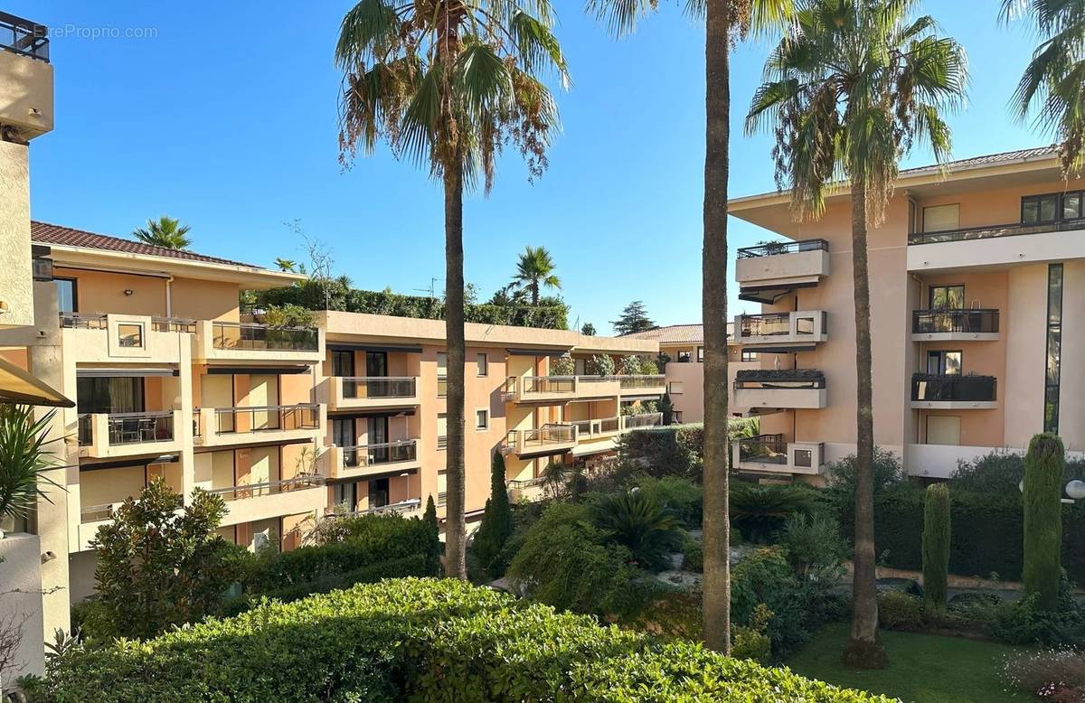 Appartement à CANNES