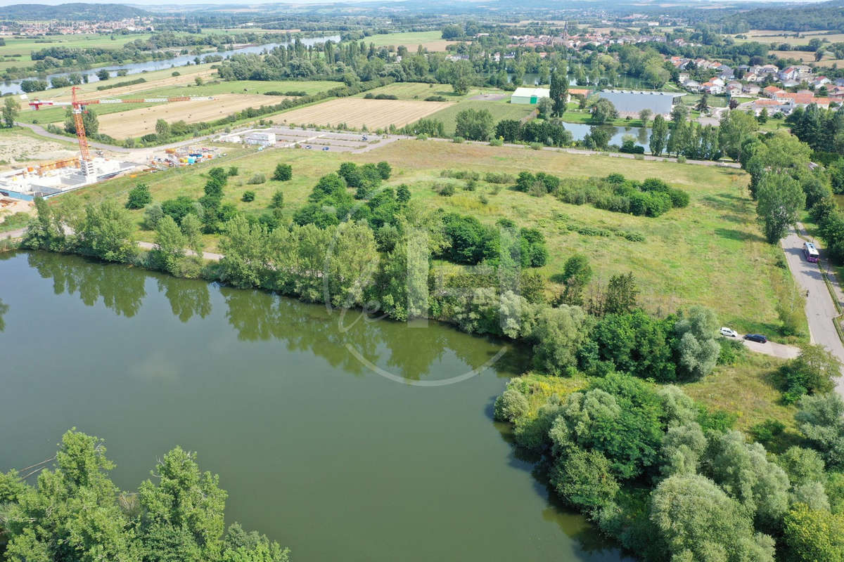 Terrain à THIONVILLE