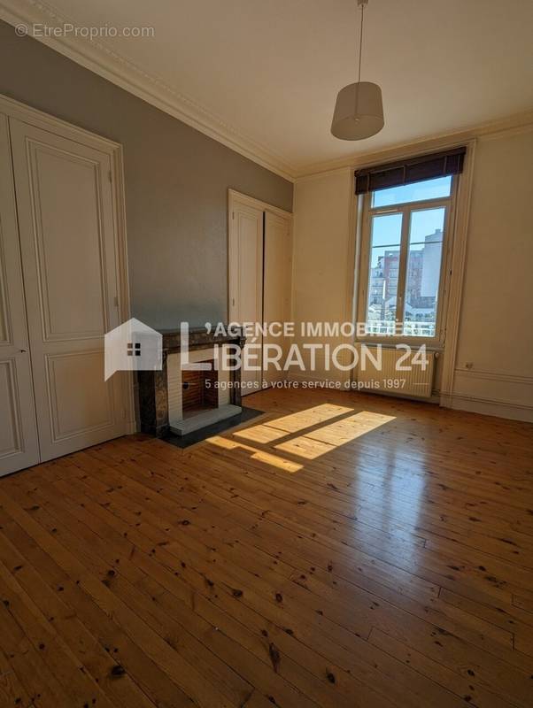 Appartement à SAINT-ETIENNE