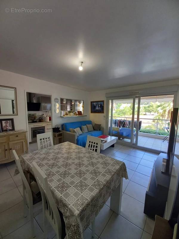 Appartement à ROQUEBRUNE-CAP-MARTIN