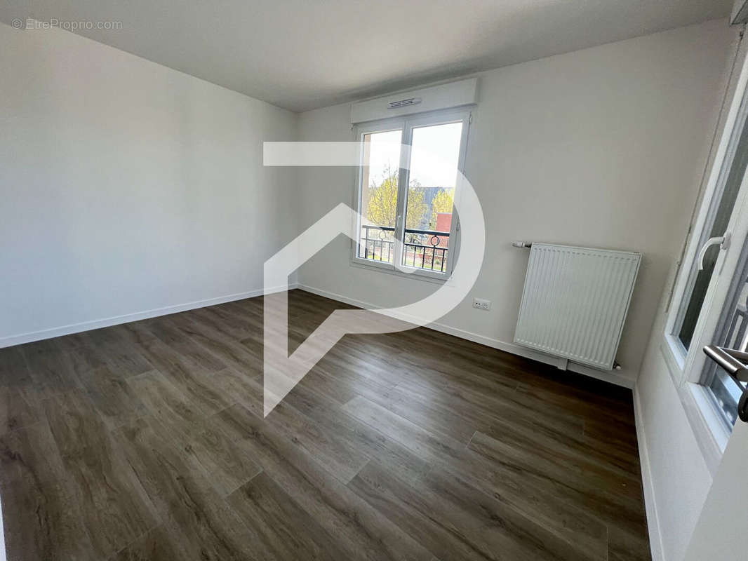 Appartement à LE BLANC-MESNIL