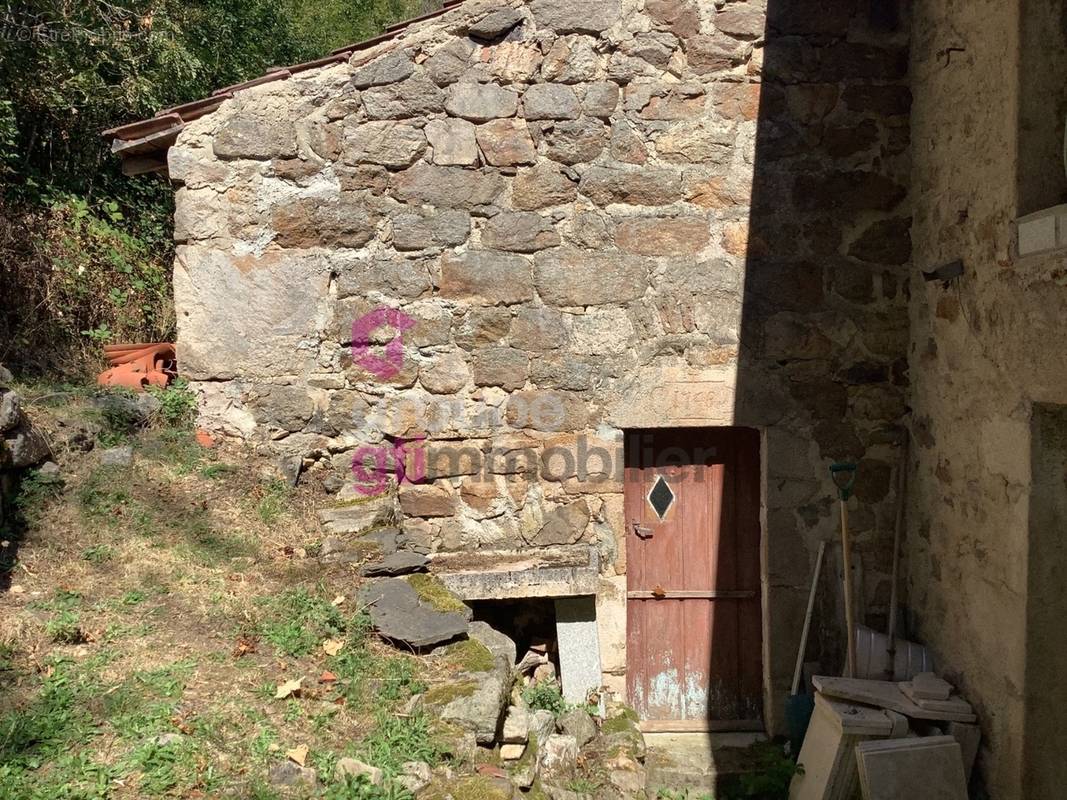 Maison à SAINT-PIERRE-SUR-DOUX