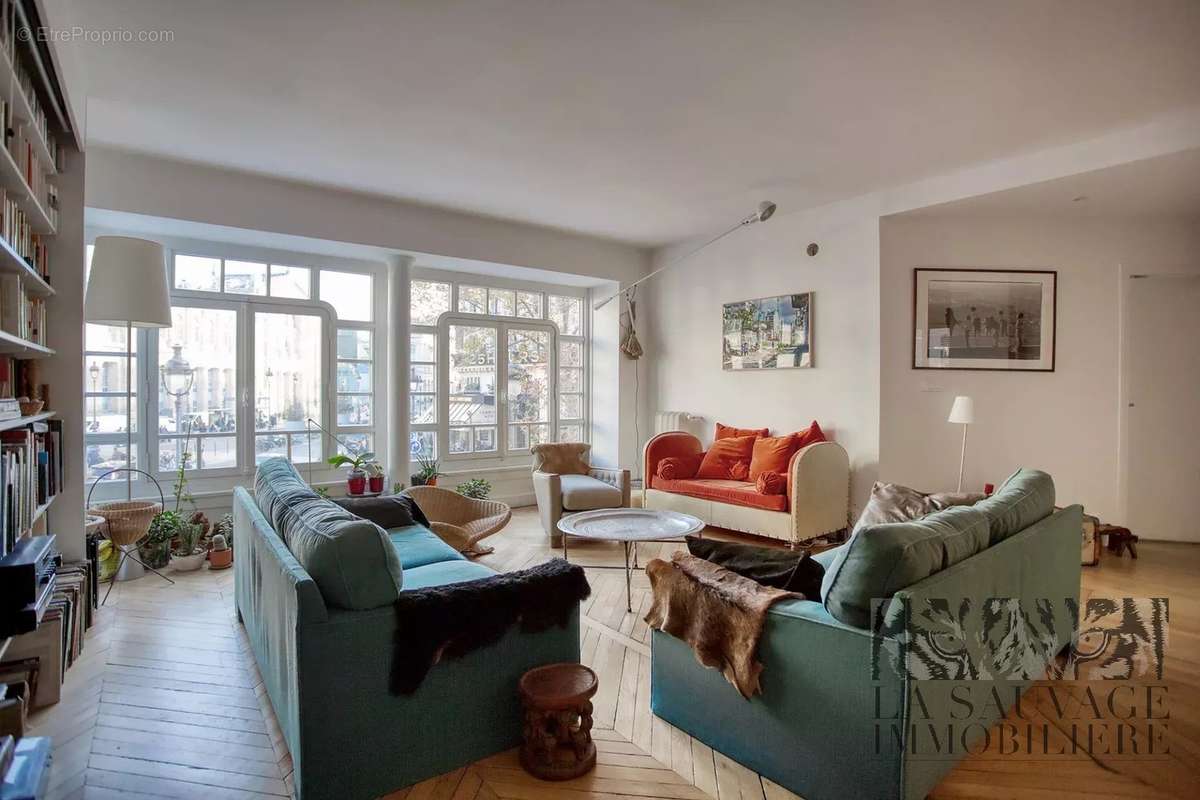 Appartement à PARIS-10E