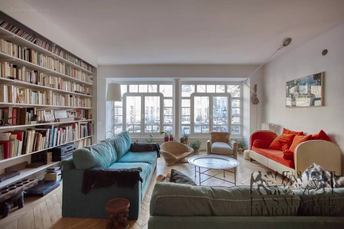 Appartement à PARIS-10E