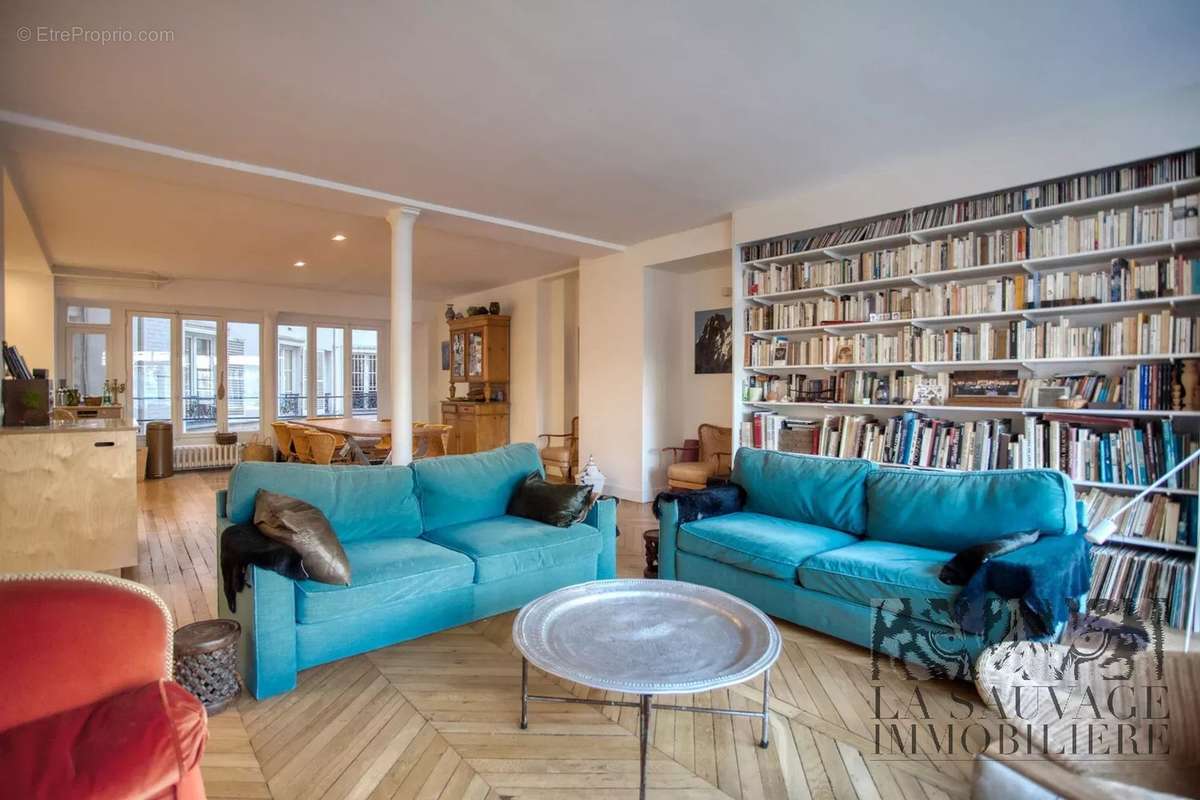 Appartement à PARIS-10E