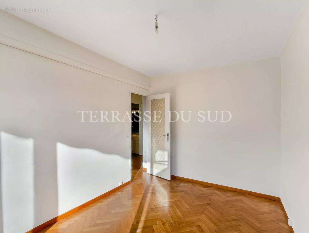 Appartement à MARSEILLE-10E