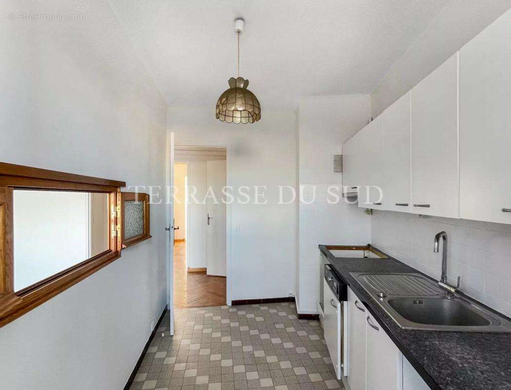 Appartement à MARSEILLE-10E