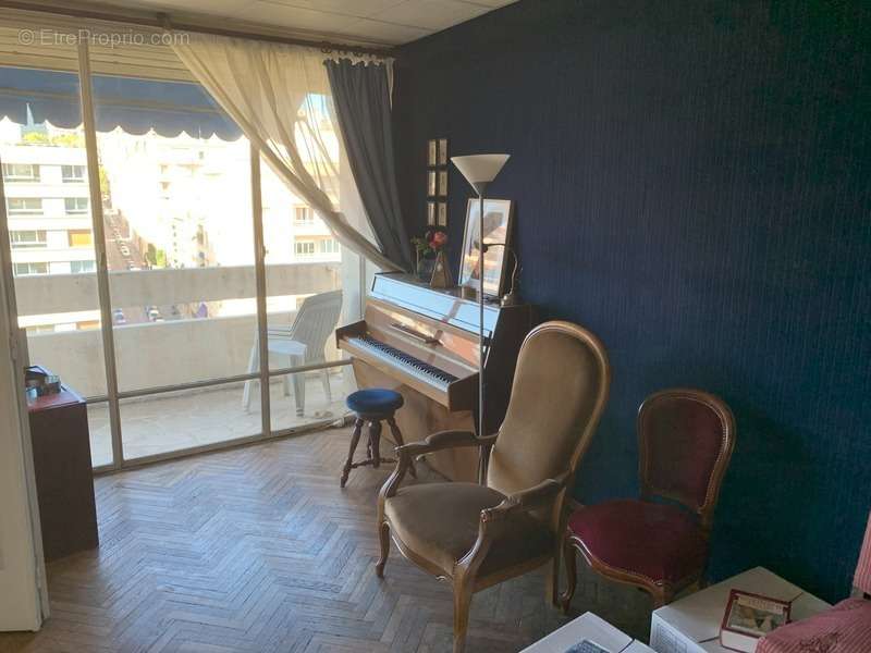 Appartement à MARSEILLE-8E