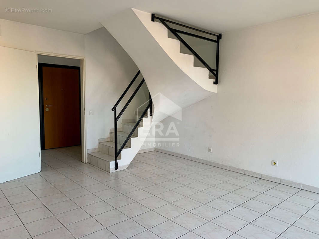 Appartement à MARSEILLE-6E