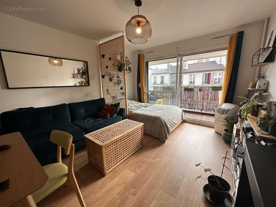 Appartement à PARIS-18E