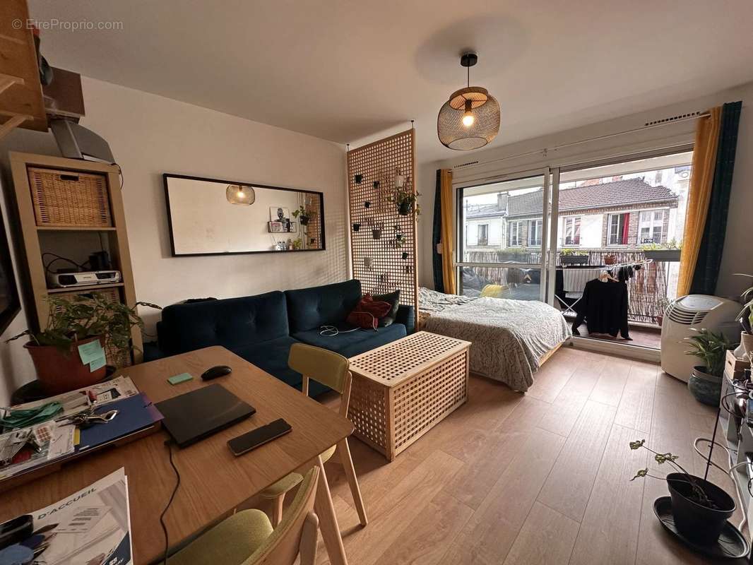 Appartement à PARIS-18E