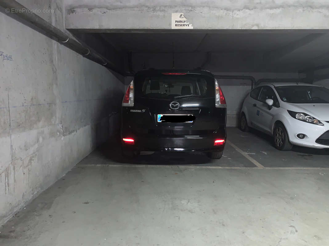 Parking à MONTROUGE