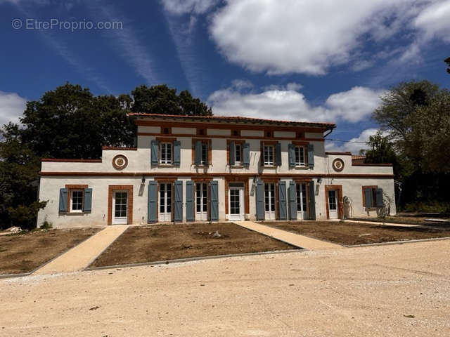 Appartement à DREMIL-LAFAGE