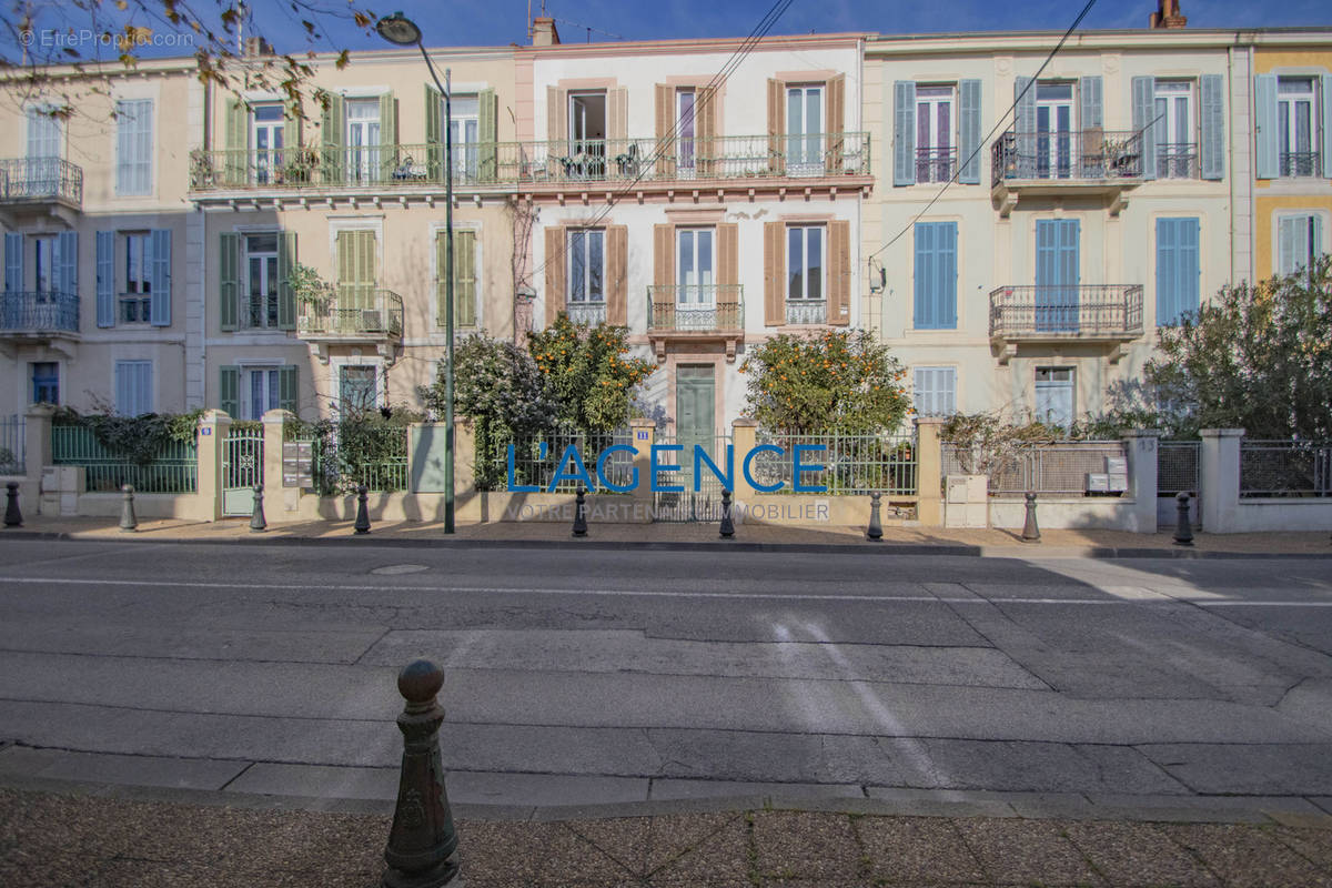 Appartement à HYERES