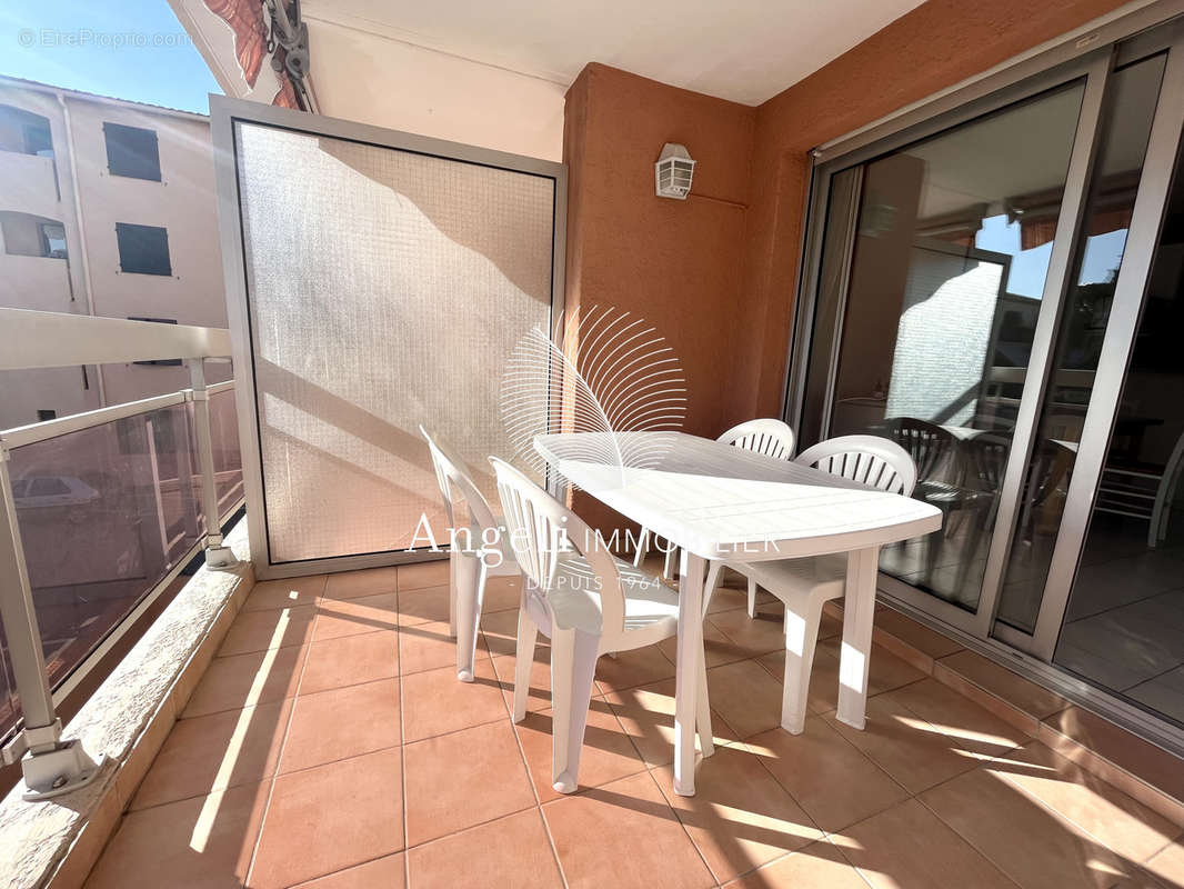 Appartement à FREJUS