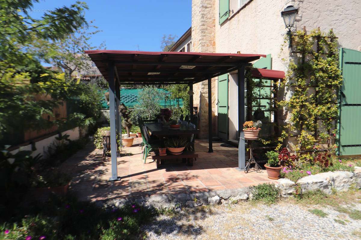 Maison à CAGNES-SUR-MER