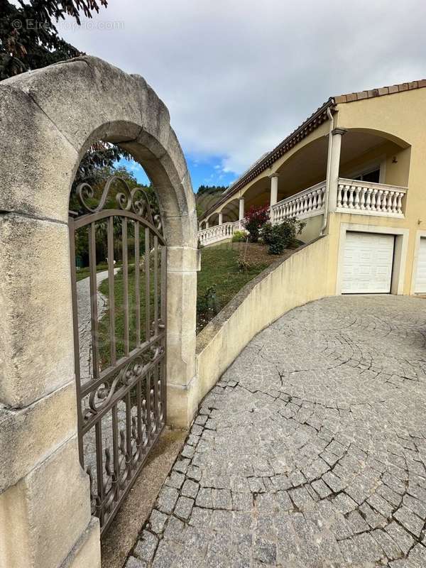 Maison à SAINT-VALLIER