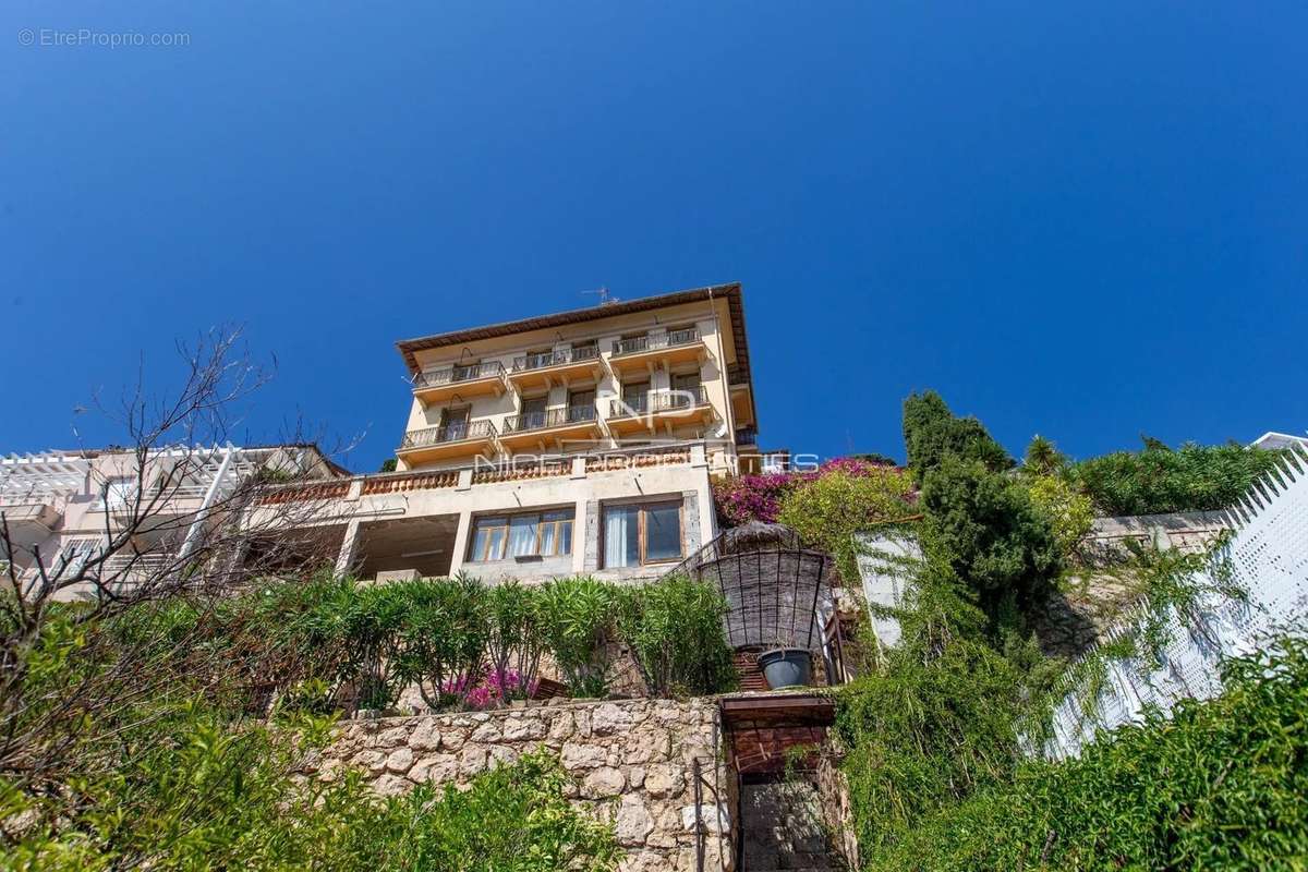 Maison à ROQUEBRUNE-CAP-MARTIN