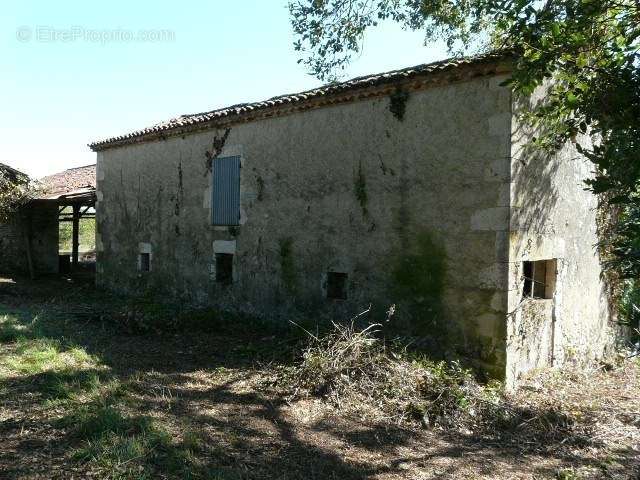 Maison à LA ROMIEU