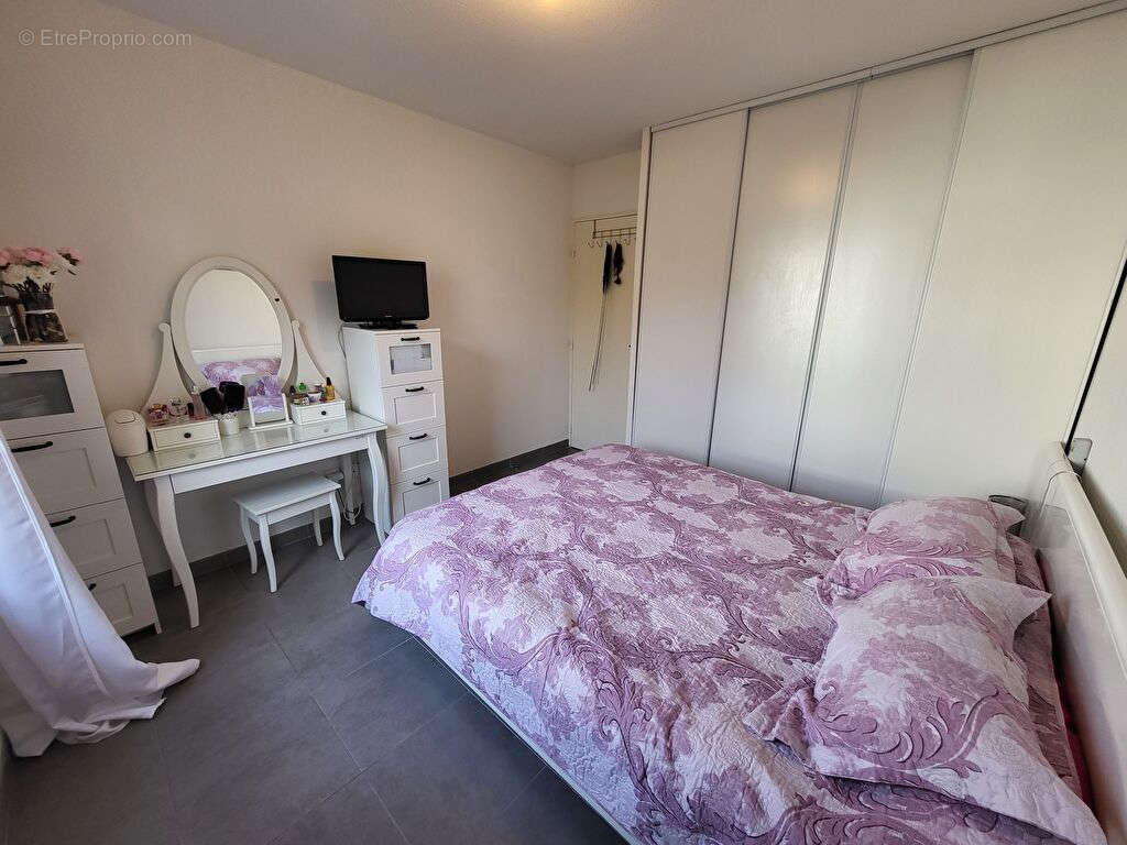 Appartement à MARSEILLE-14E