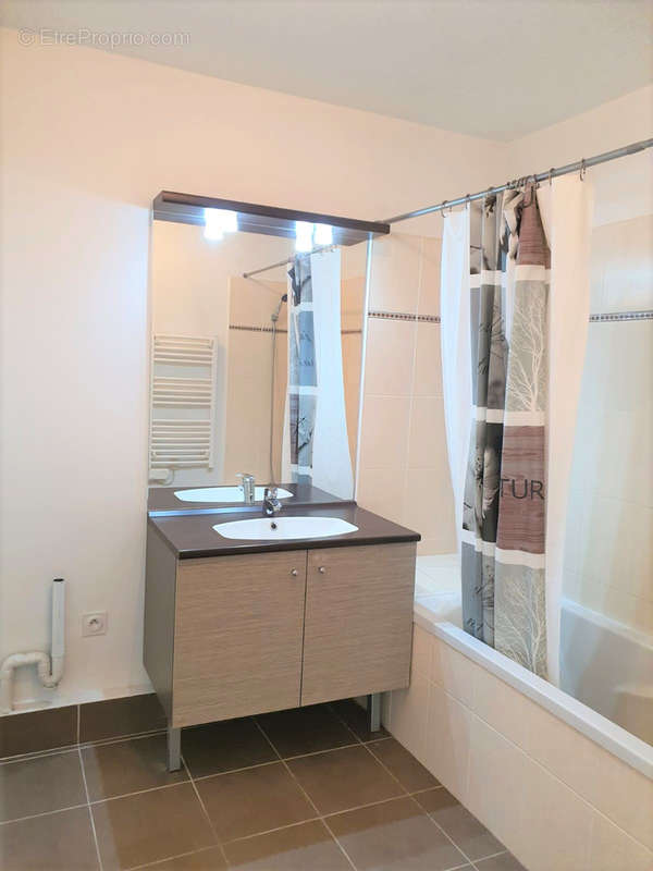 Appartement à MARSEILLE-8E