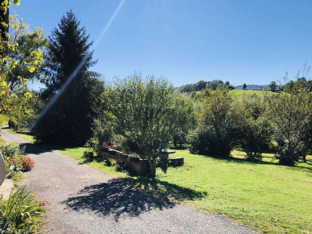 Maison à LA BASTIDE-DE-SEROU