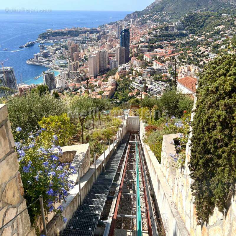 Maison à ROQUEBRUNE-CAP-MARTIN