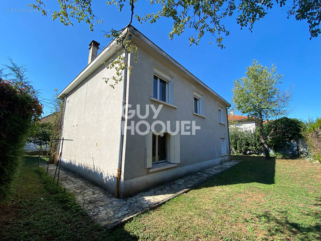 Maison à CAHORS