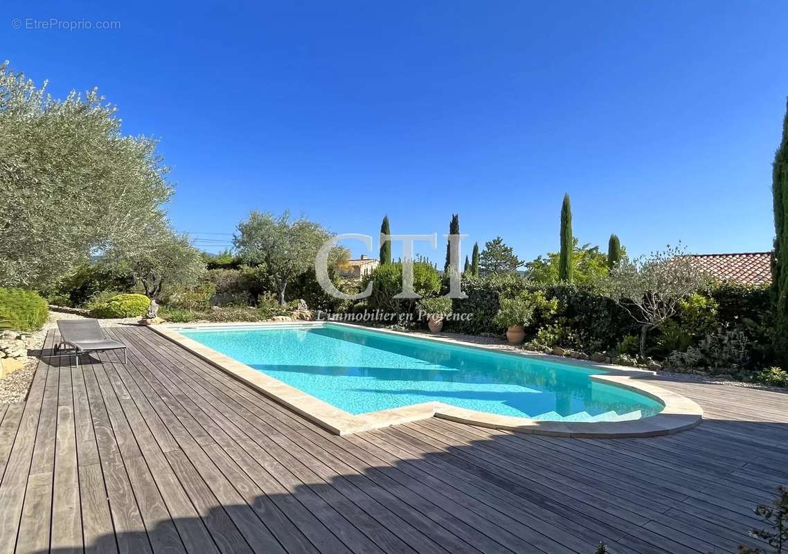 Maison à VAISON-LA-ROMAINE