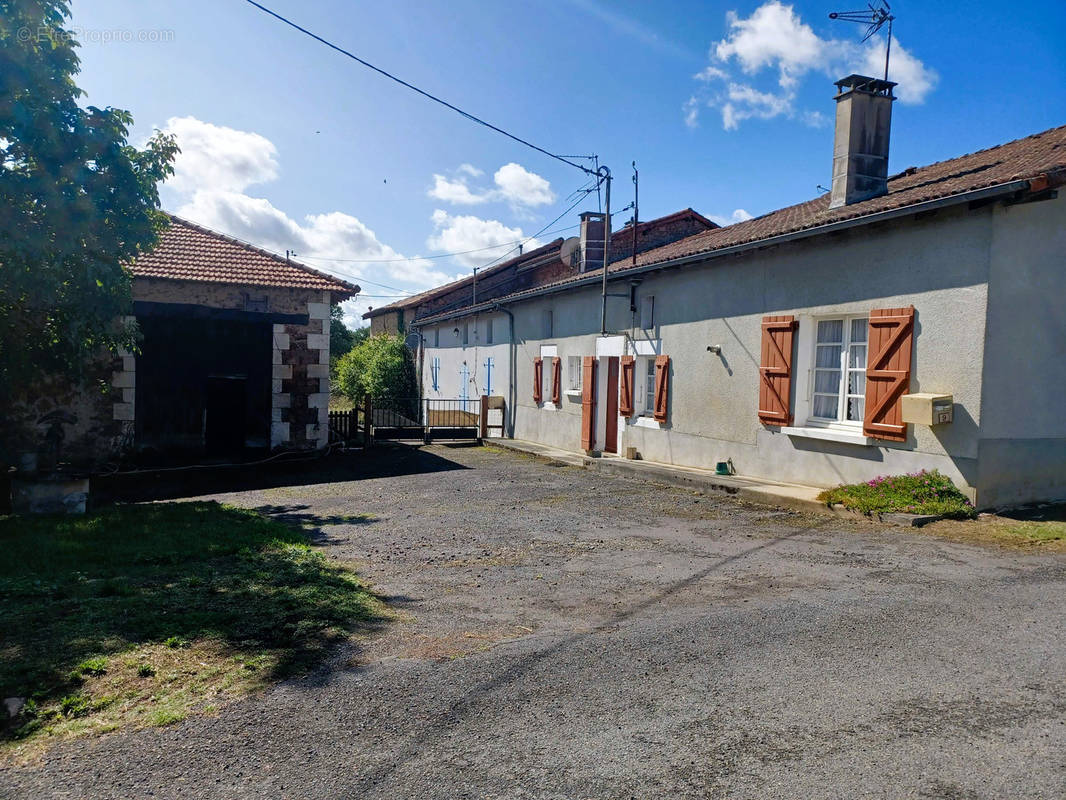 Maison à CHIRAC