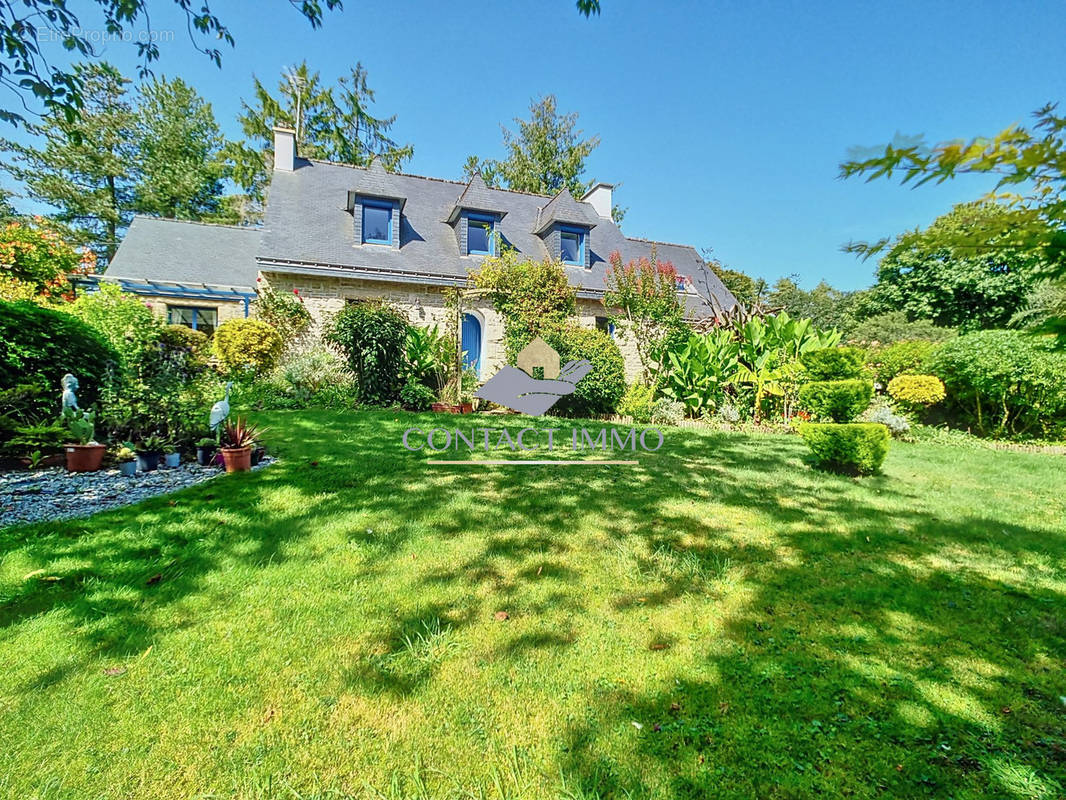 extérieur - Maison à SAINT-NICOLAS-DU-PELEM