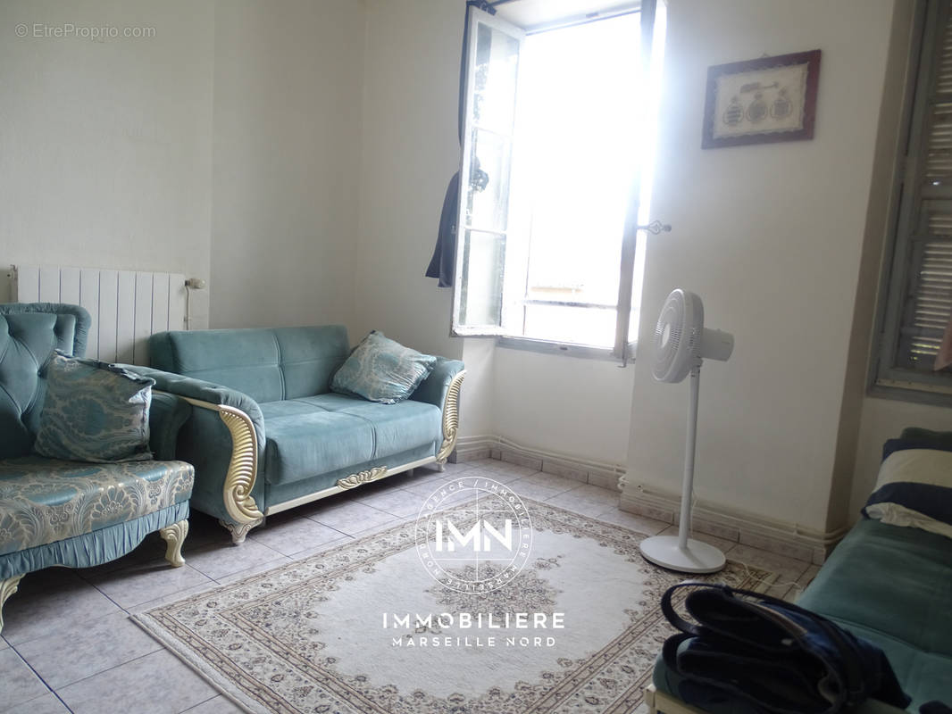 Appartement à MARSEILLE-15E