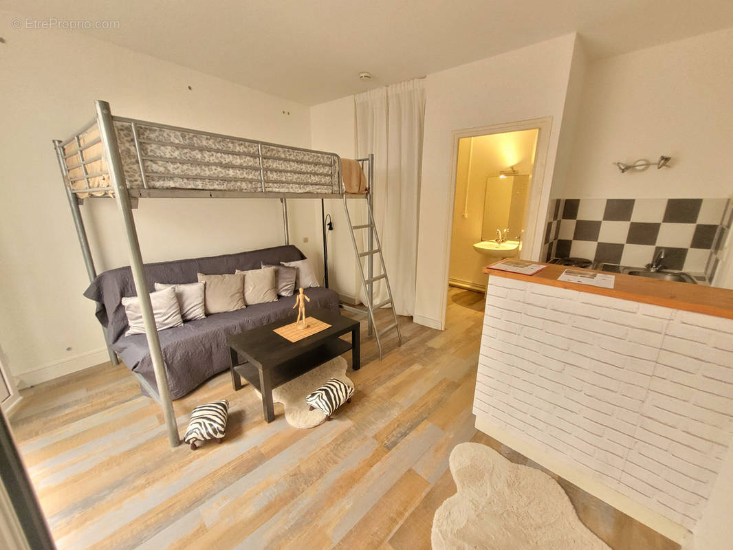 Appartement à BORDEAUX