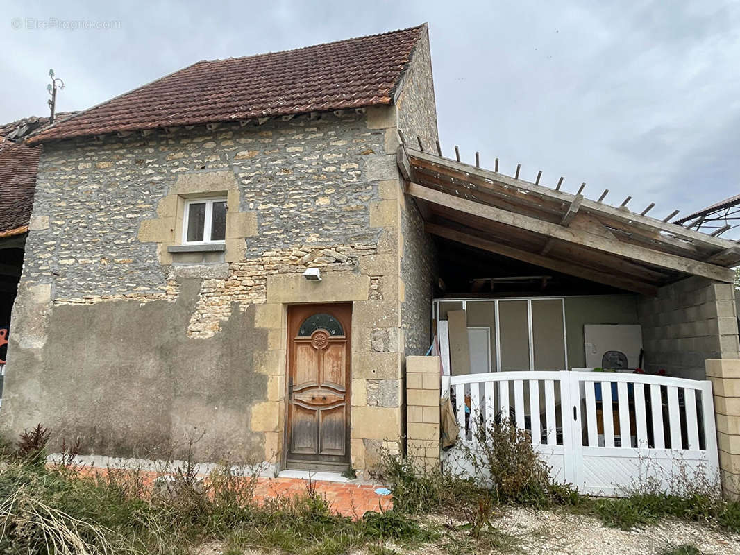 Maison à COSNE-COURS-SUR-LOIRE